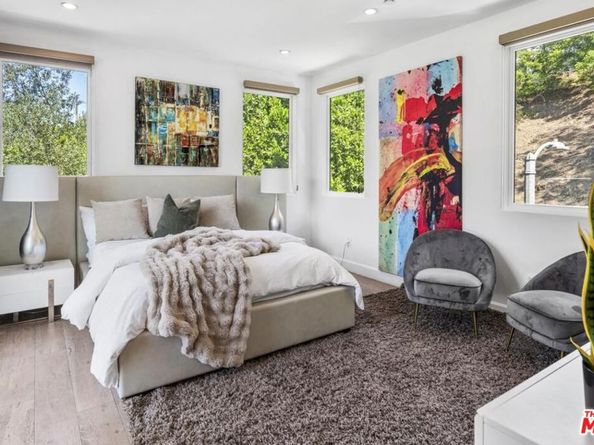 6696 Lakeridge Road, Los Angeles CA 90068