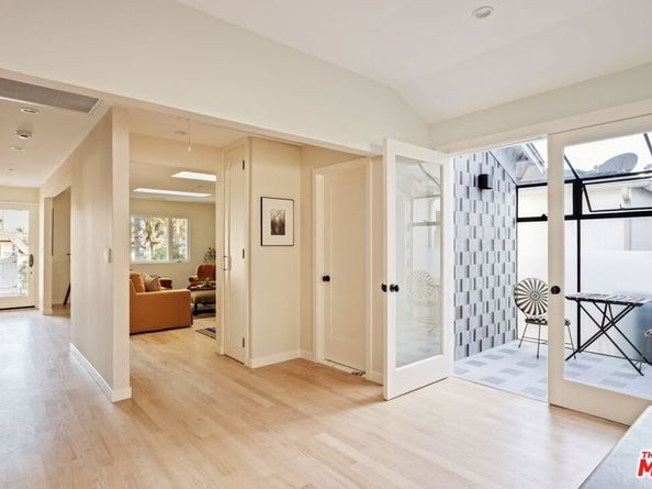 825 Coeur D Alene Avenue, Venice CA 90291