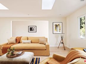 825 Coeur D Alene Avenue, Venice CA 90291