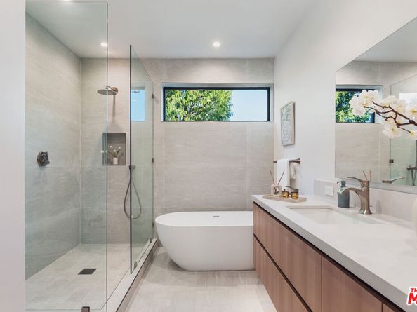 4160 Keystone Avenue, Culver City CA 90232