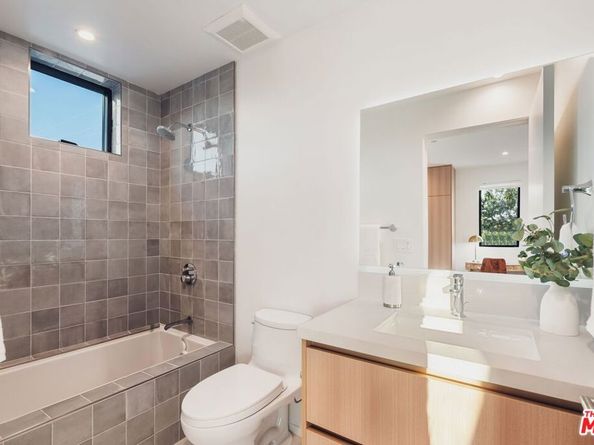 4160 Keystone Avenue, Culver City CA 90232