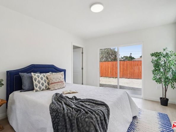 1673 E 111th Street, Los Angeles CA 90059