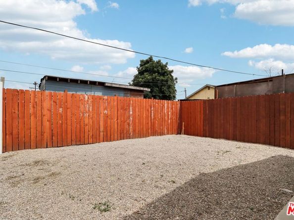 1673 E 111th Street, Los Angeles CA 90059