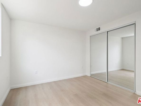 1673 E 111th Street, Los Angeles CA 90059