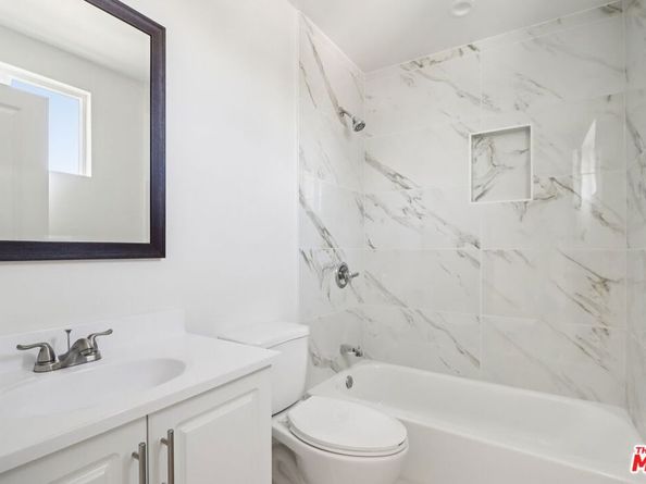 1673 E 111th Street, Los Angeles CA 90059
