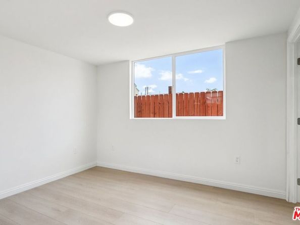 1673 E 111th Street, Los Angeles CA 90059