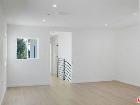 1673 E 111th Street, Los Angeles CA 90059