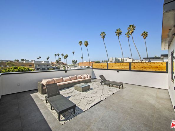 212 Bay Street 103, Santa Monica CA 90405