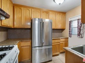 4713 Clinton Street, Los Angeles CA 90004