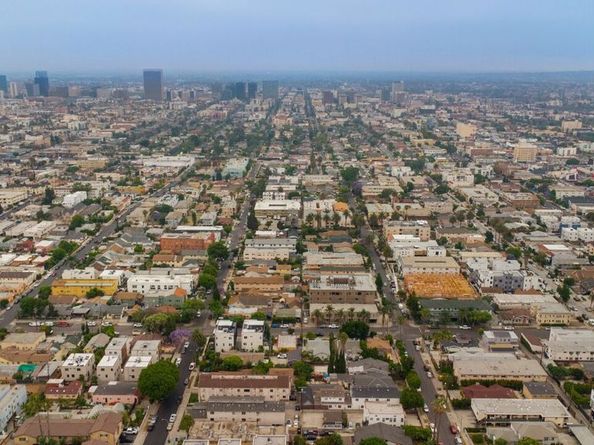 4713 Clinton Street, Los Angeles CA 90004