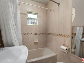 4713 Clinton Street, Los Angeles CA 90004