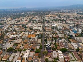 4713 Clinton Street, Los Angeles CA 90004