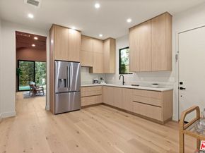 11746 La Maida Street, Valley Village CA 91607