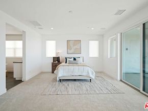 11818 N Hillsborough Lane, Porter Ranch CA 91326