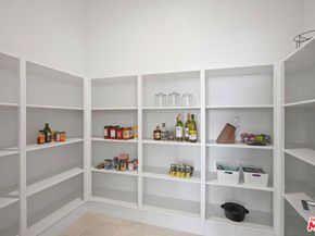 11818 N Hillsborough Lane, Porter Ranch CA 91326