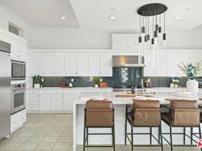 11818 N Hillsborough Lane, Porter Ranch CA 91326