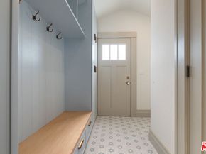 2180 W 31st Street, Los Angeles CA 90018