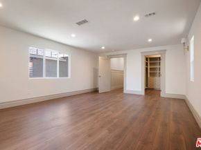 2180 W 31st Street, Los Angeles CA 90018