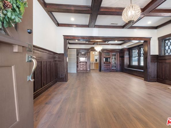 2180 W 31st Street, Los Angeles CA 90018