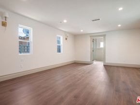 2180 W 31st Street, Los Angeles CA 90018