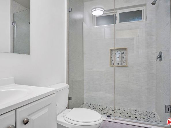 1861 Midvale Avenue, Los Angeles CA 90025