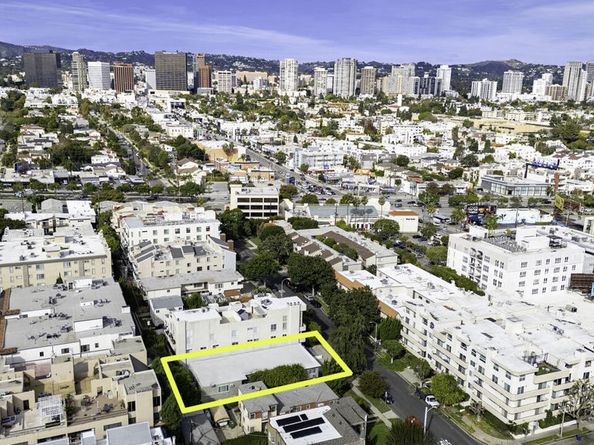 1861 Midvale Avenue, Los Angeles CA 90025