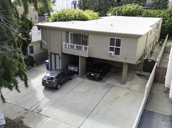 1861 Midvale Avenue, Los Angeles CA 90025
