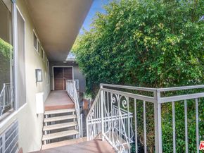 1861 Midvale Avenue, Los Angeles CA 90025