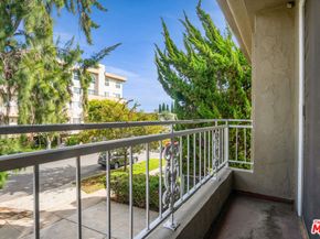 1861 Midvale Avenue, Los Angeles CA 90025