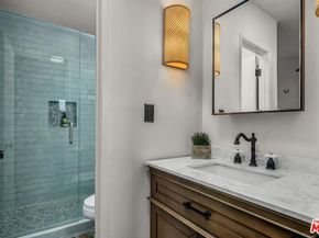 4361 Berryman Avenue 11, Los Angeles CA 90066