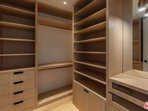 9455 Eden Drive, Beverly Hills CA 90210