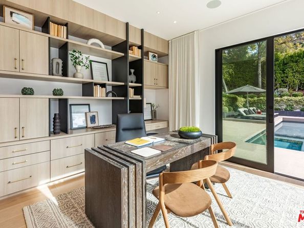 9455 Eden Drive, Beverly Hills CA 90210