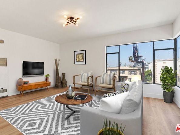 151 S Mountainview Avenue, Los Angeles CA 90057