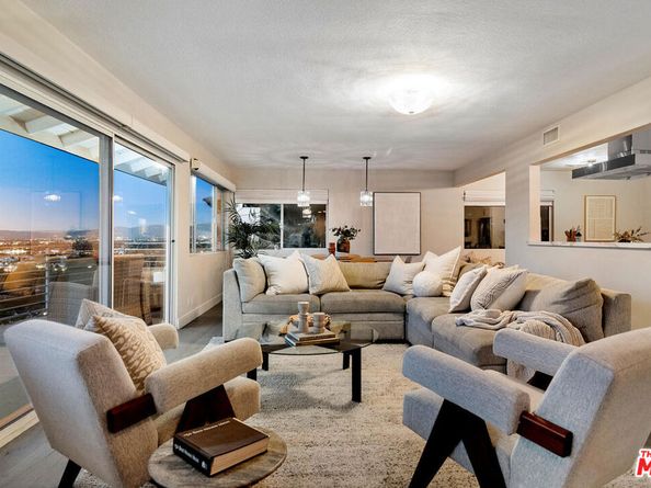 3909 Glenridge Drive, Sherman Oaks CA 91423