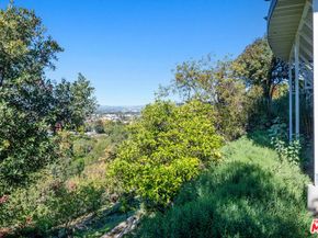 3909 Glenridge Drive, Sherman Oaks CA 91423