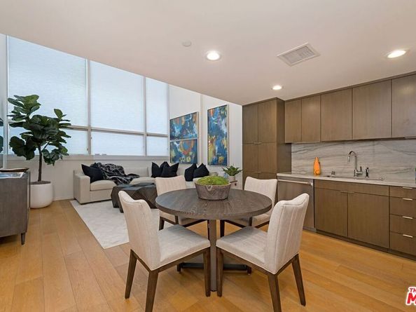 1705 Ocean Ave 107, Santa Monica CA 90401