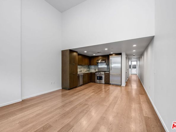 1705 Ocean Ave 107, Santa Monica CA 90401