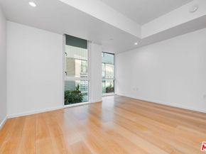 1705 Ocean Ave 107, Santa Monica CA 90401