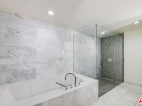 1705 Ocean Ave 107, Santa Monica CA 90401