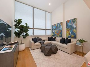 1705 Ocean Ave 107, Santa Monica CA 90401