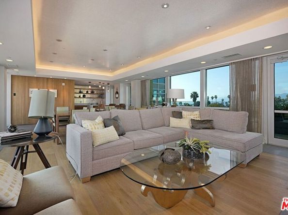 1705 Ocean Ave 107, Santa Monica CA 90401