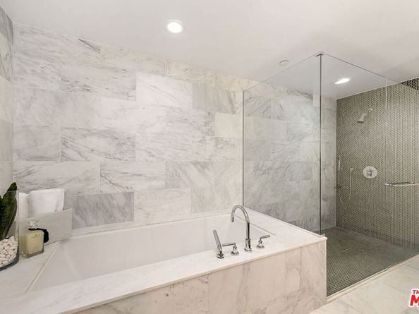 1705 Ocean Ave 107, Santa Monica CA 90401