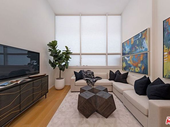 1705 Ocean Ave 107, Santa Monica CA 90401