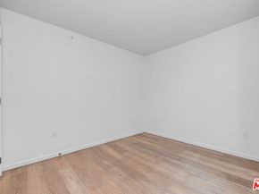 1705 Ocean Ave 107, Santa Monica CA 90401