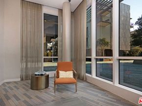 1705 Ocean Ave 107, Santa Monica CA 90401