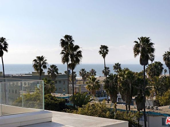 1705 Ocean Ave 107, Santa Monica CA 90401