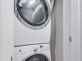 1705 Ocean Ave 107, Santa Monica CA 90401