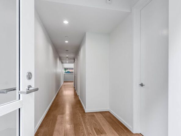 1705 Ocean Ave 107, Santa Monica CA 90401