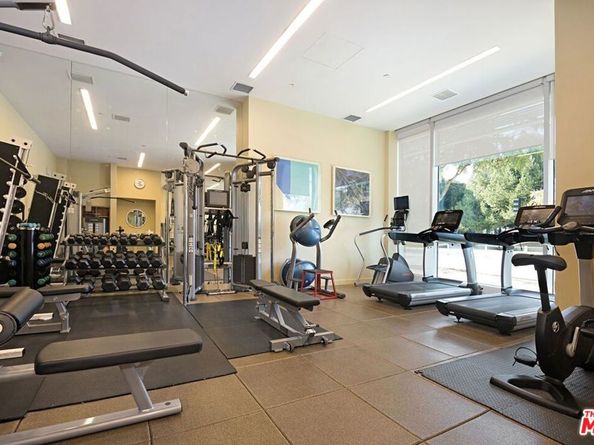 1705 Ocean Ave 107, Santa Monica CA 90401