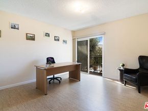 5252 Coldwater Canyon Avenue 214, Sherman Oaks CA 91401